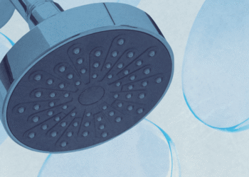 Why You Ought to By no means Bathe Whereas Carrying Contacts