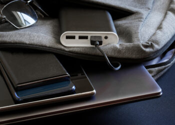 Does TSA Enable Carry On Baggage With Constructed In USB Ports?