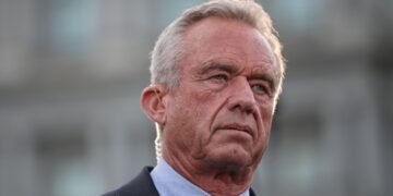 A brand new ballot appears to be like at RFK Jr., Tylenol and vaccines, and finds rising mistrust : Photographs