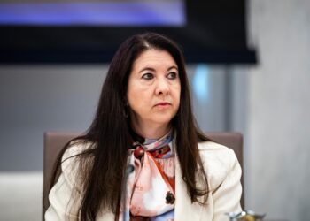 Ex-Fed Governor Kugler Confronted Ethics Probe Earlier than Resignation