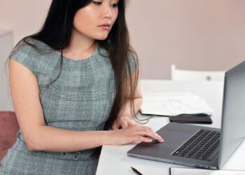 High Distant Tech Firms Hiring Filipinos in 2025 (With Wage Ideas!)