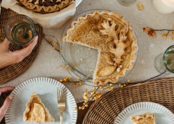 15 Straightforward Thanksgiving Desserts That Really feel Gourmand