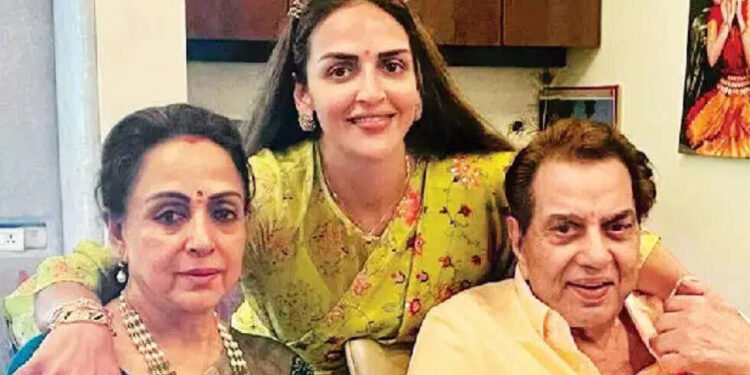 Unique: When Esha Deol Known as Dharmendra and Hema Malini Wonderful Babysitters