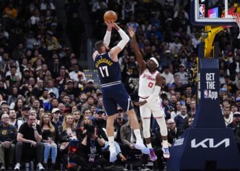 Nuggets blow late lead earlier than downing Rockets in OT