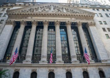 Wall Road sees AI inventory commerce as intact