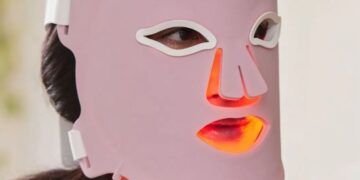 Get Glowing Pores and skin With This BOGO Pink Mild Remedy Deal From Solawave