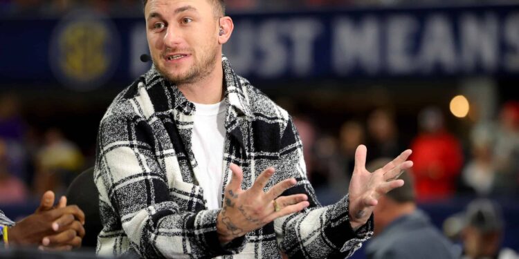 Johnny Manziel Gushes About NFC Coach