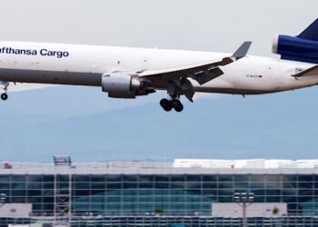 Lufthansa cargo imposes Israel arms embargo