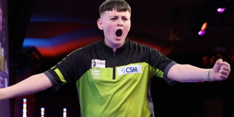 Mitchell Lawrie, 15, continues historic Lakeside run into WDF World Championship semi-finals | Darts Information