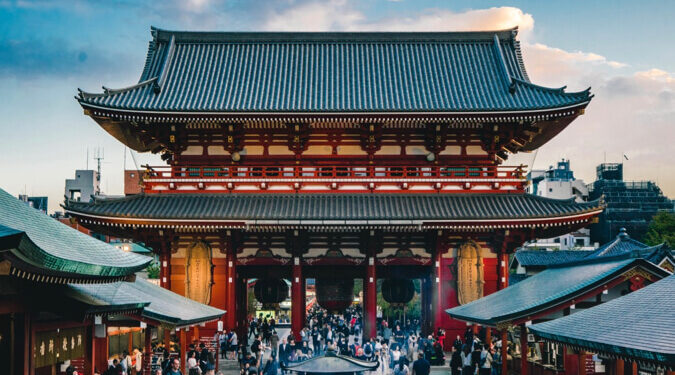 The 8 Greatest Airbnb Experiences in Tokyo