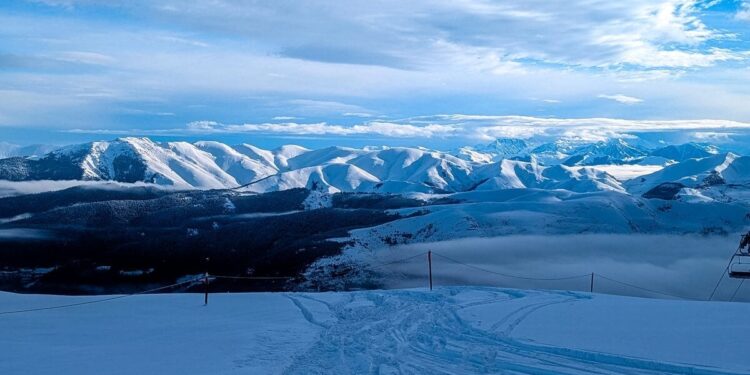 Winter within the French Pyrenees: Powder, Thermal Baths and Genuine Mountain Vibes