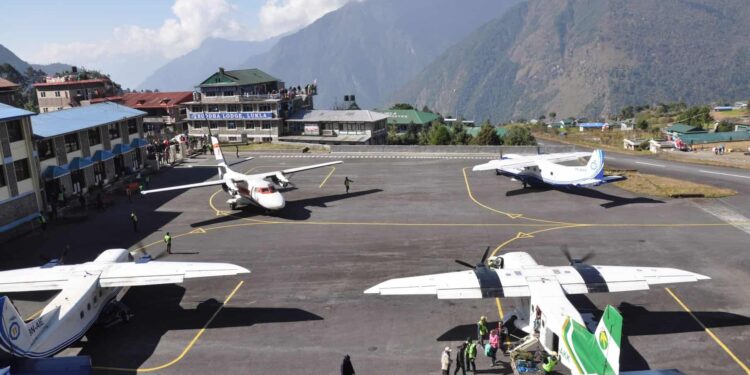 Everest Panorama Trek vs Everest Base Camp: A Sensible Comparability