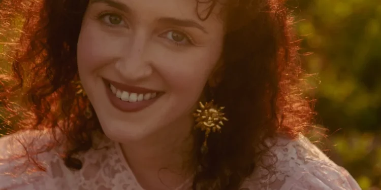 The Indie Star with a Nature-People Coronary heart: Olivia Frances Opens Up