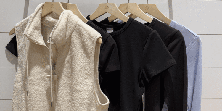 What to Purchase from Athleta Proper Now