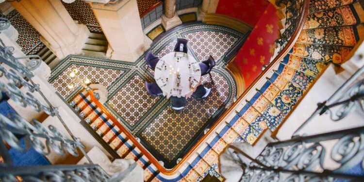 Redeeming Bonvoy Factors for Marriott Bonvoy Moments