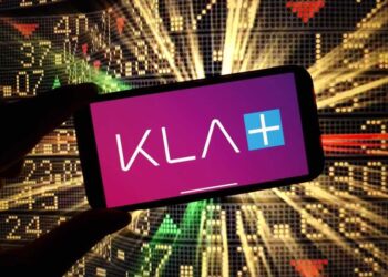 KLA Corp. Inventory Simply Acquired a New Avenue-Excessive Worth Goal. Ought to You Purchase KLAC Shares Now?