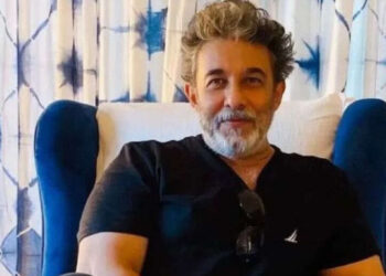 FIR Filed After Deepak Tijori Will get Duped of Rs 2.5 Lakh