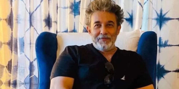 FIR Filed After Deepak Tijori Will get Duped of Rs 2.5 Lakh