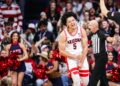 No. 1 Arizona brings streak into showdown at No. 11 Kansas