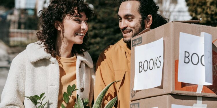 Declutter Earlier than You Transfer: A Room-by-Room Information