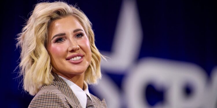 What Savannah Chrisley Actually Thought About Whoopi & Pleasure On ‘The View’