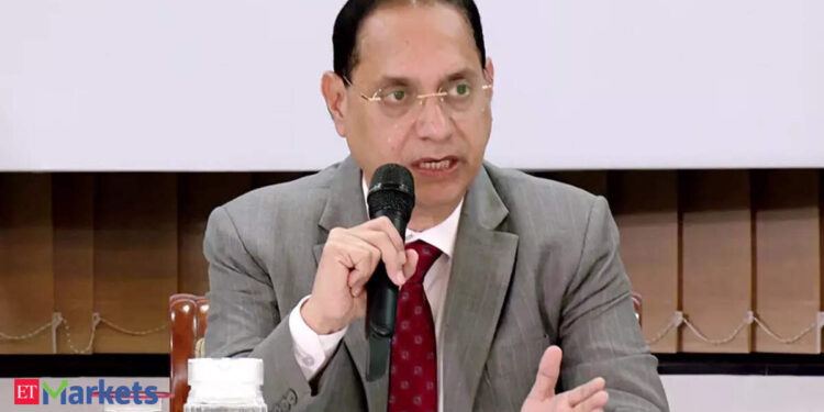 Fin sector stakeholders should transcend technical compliance, says Sebi chief