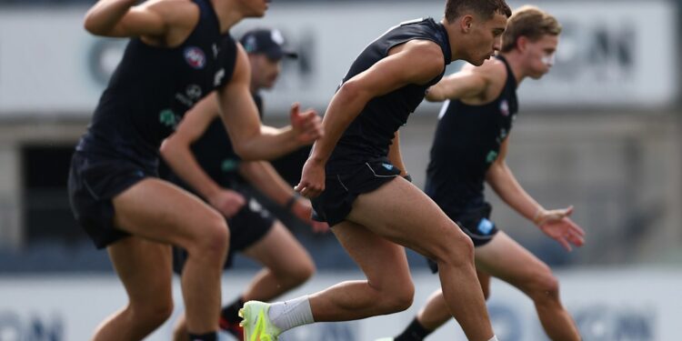 Carlton’s George Hewett says group has a degree to show after 2025 struggles, embarrassing viral coaching video