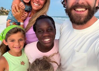 Thomas Rhett, Lauren Akins Welcome Fifth Child