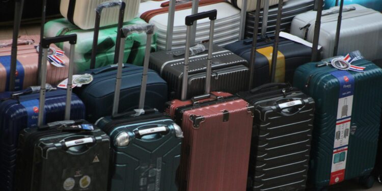 Arms-Free Journey: A Sensible Information to Baggage Storage Apps