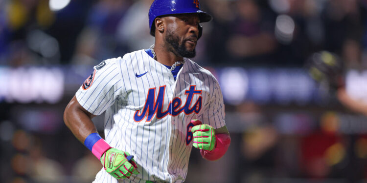 Royals proceed outfield revamp with Starling Marte