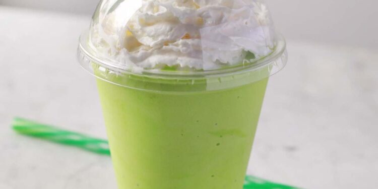 Shamrock Shake – A Stunning Mess