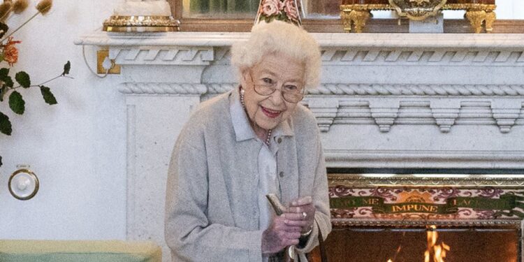 Queen Elizabeth Below Medical Supervision, Medical doctors “Involved”