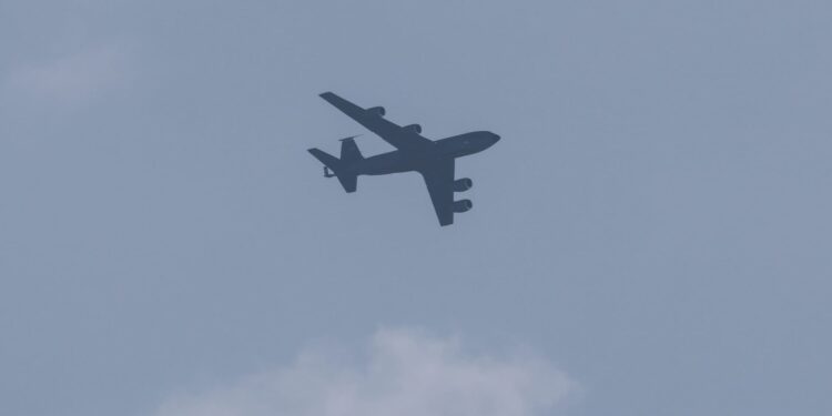 U.S. launches rescue efforts after KC-135 army refueling aircraft crashes over Iraq