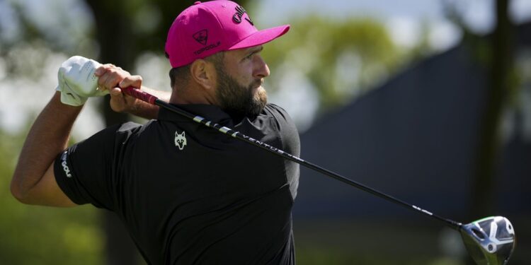 Three share 2-shot lead coming into ultimate spherical in Hong Kong