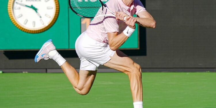 Jannik Sinner retains rolling by way of early rounds at Indian Wells