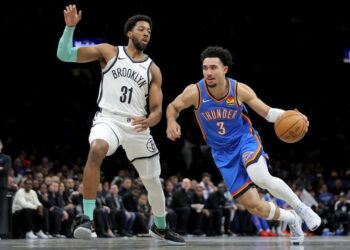 Jared McCain serving to on each ends as rolling Thunder go to Wizards