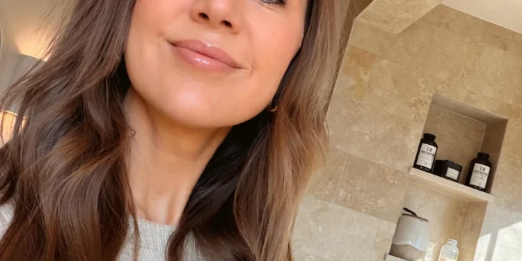 The Finest Anti-Growing older Magnificence Therapies, In response to an Editor