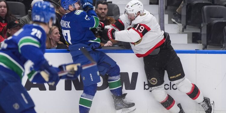 Reimer’s shutout powers Senators to win over Canucks