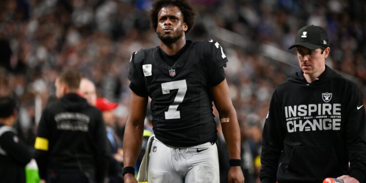 Report: Raiders plan to launch QB Geno Smith
