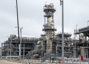 Trump will get knowledge heart firms to pledge to pay for energy technology