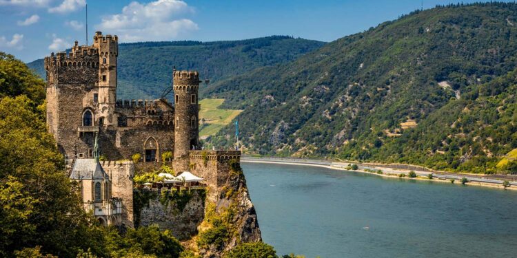 From Castles to Kitchens: Bringing Rhine Valley Inspiration Again to Your House