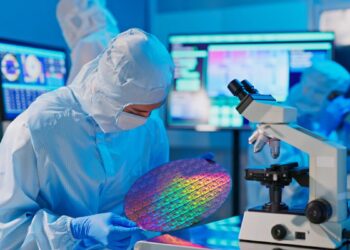 AMAT and Micron nonetheless profitable in AI commerce regardless of QQQ and sector weak point