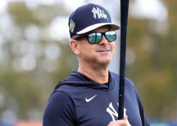 Boone affords newest response to Yankees followers who need him fired