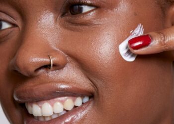 Tretinoin or Retinol