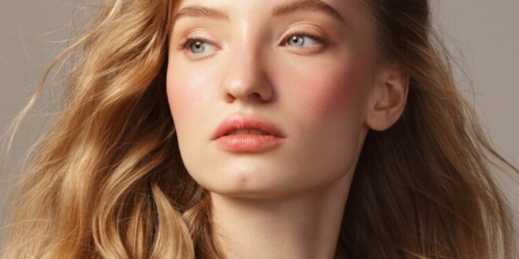 How To Fashion Aspect Half In line with Superstar Hair Stylist 2026