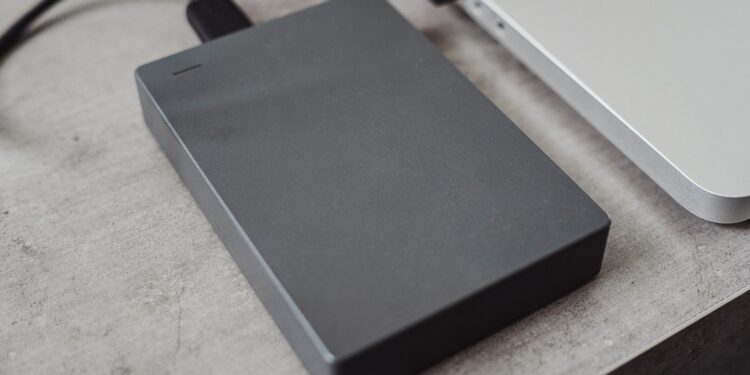 8 Makes use of For Your Previous Exterior Arduous Drives (Different Than Storage)