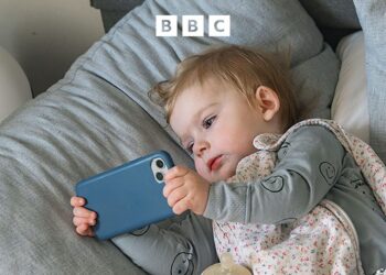 Tech Life – Display time ‘rewiring our brains’