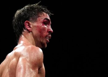 Michael Conlan suffers shock split-decision defeat to Kevin Walsh in his Belfast hometown | Boxing Information