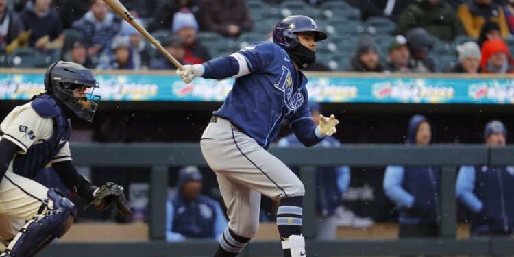 Rays pile it on, get recreation again from Twins