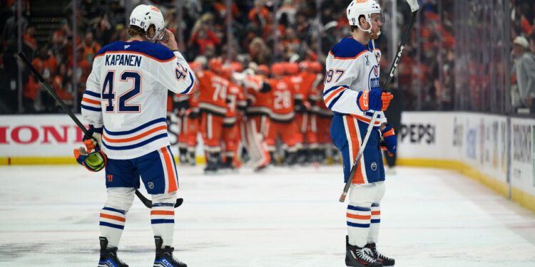 Oilers all the way down to final life after shedding Recreation 4 to ‘unfortunate bounce’